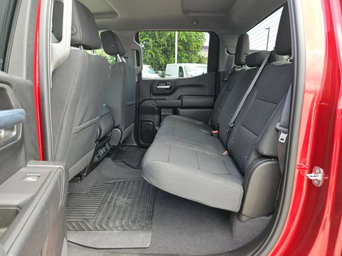 Used 2021 Chevrolet Silverado 1500 LT RWD image 14