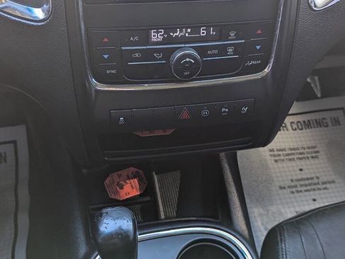 Used 2011 Dodge Durango Crew image 10