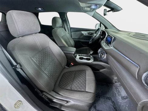 Used 2020 Chevrolet Blazer LT FWD image 26