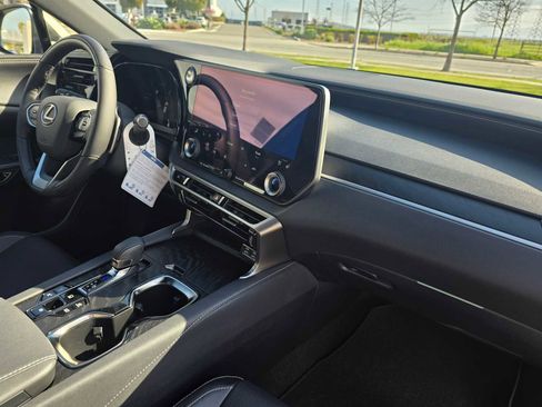 New 2026 Lexus RX 450h AWD image 12