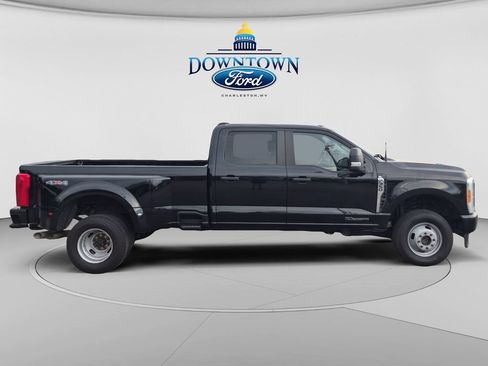 Used 2023 Ford F350 XL w/ XL Driver Assist Package AWD/4WD image 2