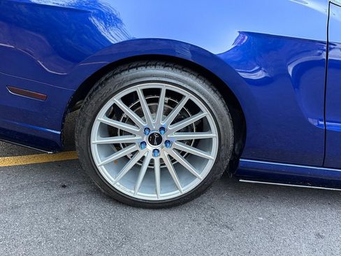 Used 2014 Ford Mustang Coupe image 13