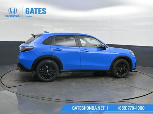 New 2026 Honda HR-V Sport image 3