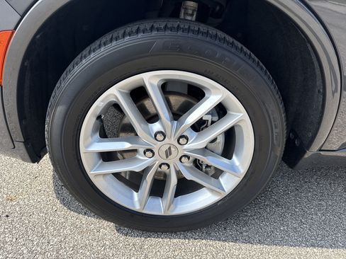 Used 2024 Dodge Durango GT AWD/4WD image 12