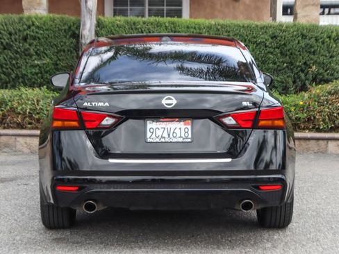 Used 2022 Nissan Altima 2.5 SL FWD image 7