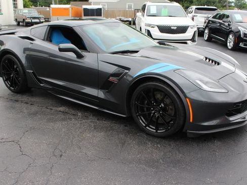 Used 2017 Chevrolet Corvette Grand Sport RWD image 4