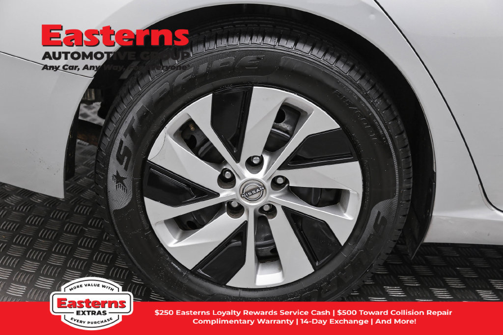Used 2024 Nissan Altima 2.5 S FWD image 30