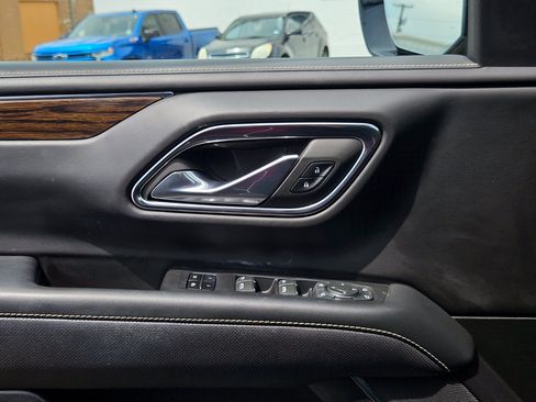 Used 2023 Chevrolet Tahoe Premier RWD image 28