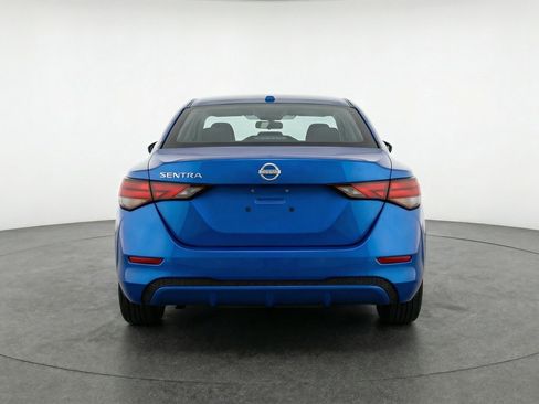 Used 2025 Nissan Sentra SV FWD image 7
