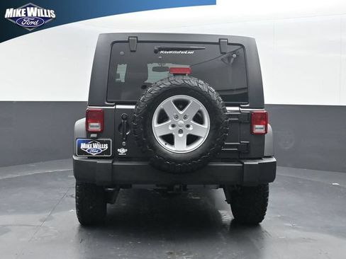 Used 2017 Jeep Wrangler Unlimited Sport w/ Quick Order Package 24S AWD/4WD image 6