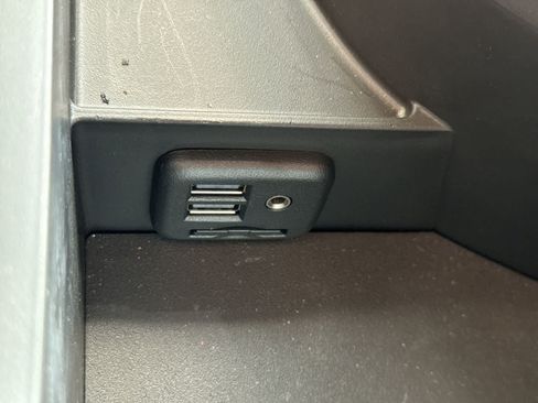 Used 2022 Chevrolet Camaro ZL1 RWD image 38