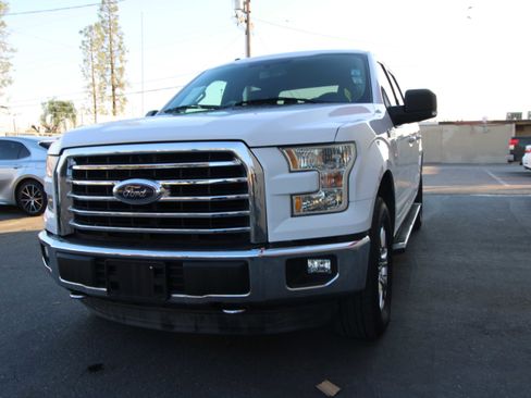 Used 2015 Ford F150 XLT w/ Equipment Group 301A Mid image 7