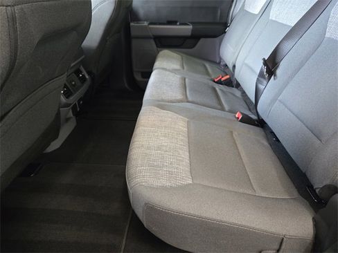 Used 2024 Ford F250 XLT image 32