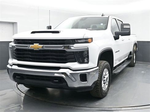 Certified 2024 Chevrolet Silverado 2500 LT image 5