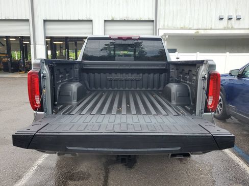 Used 2024 GMC Sierra 1500 Denali w/ Denali Reserve Package AWD/4WD image 9