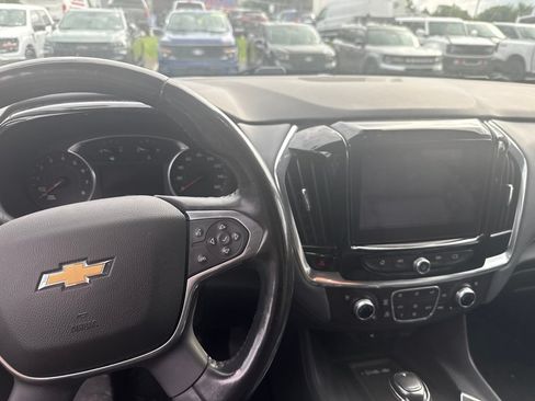 Used 2018 Chevrolet Traverse Premier AWD/4WD image 7