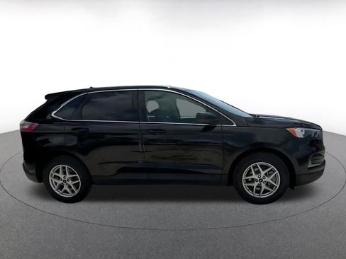 Used 2024 Ford Edge SEL image 16
