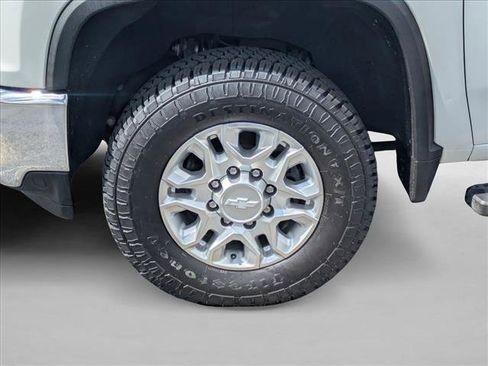 Used 2020 Chevrolet Silverado 2500 LTZ image 22