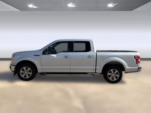 Used 2019 Ford F150 XLT w/ Equipment Group 301A Mid RWD image 2
