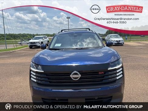 New 2025 Nissan Kicks SR image 6