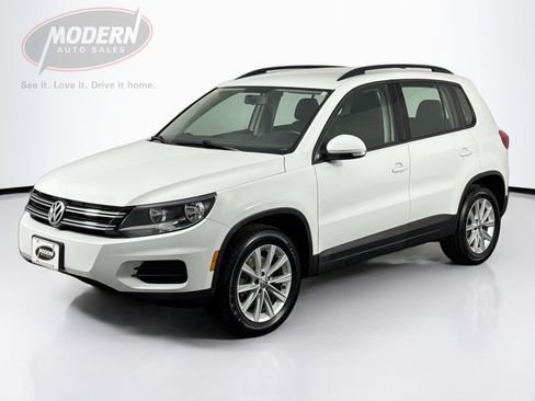 Used 2018 Volkswagen Tiguan Limited w/ Premium Package image 1
