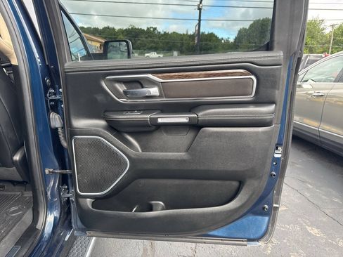 Used 2019 RAM 1500 Laramie AWD/4WD image 24