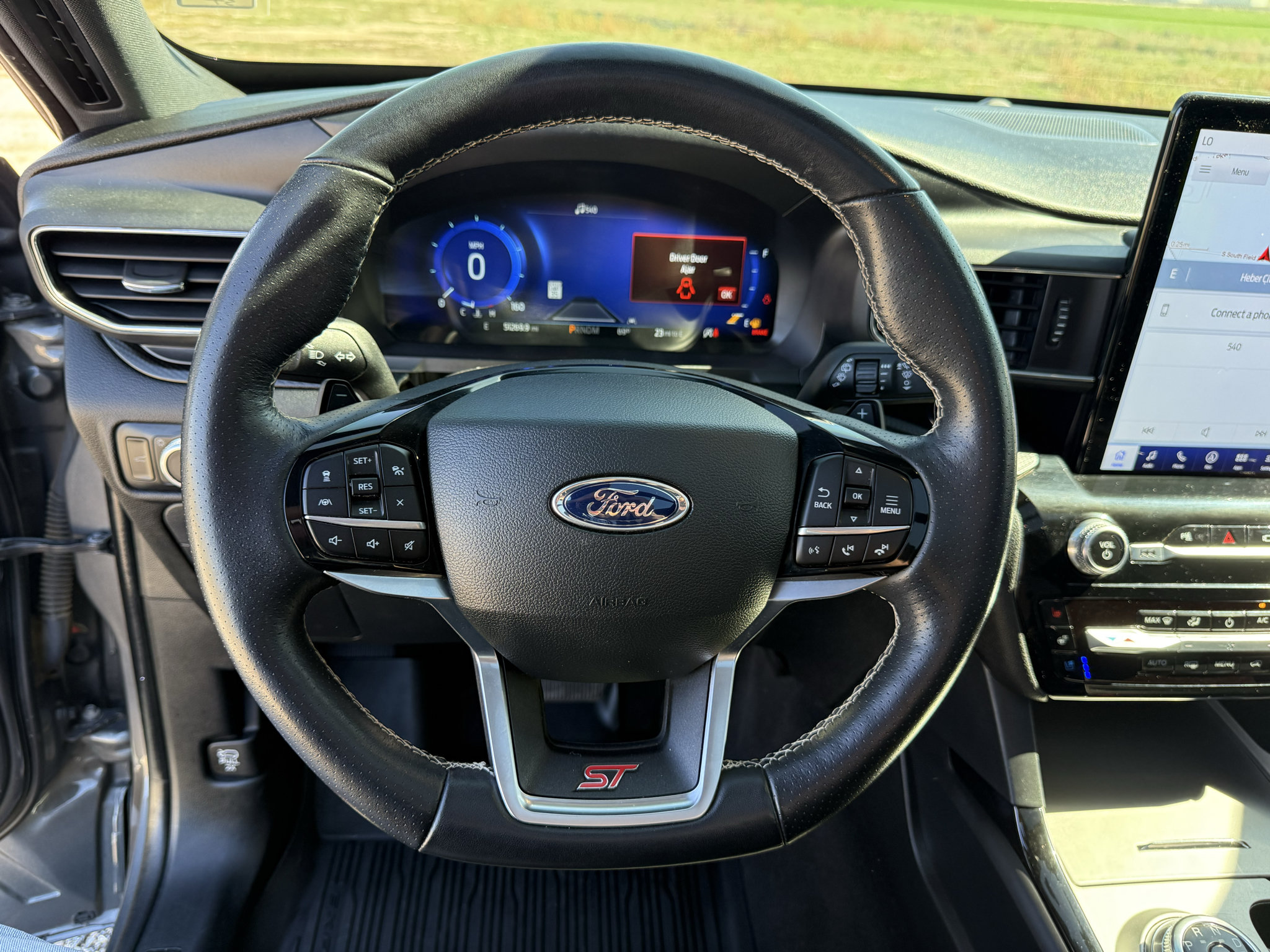 Used 2023 Ford Explorer ST w/ Equipment Group 401A AWD/4WD image 18