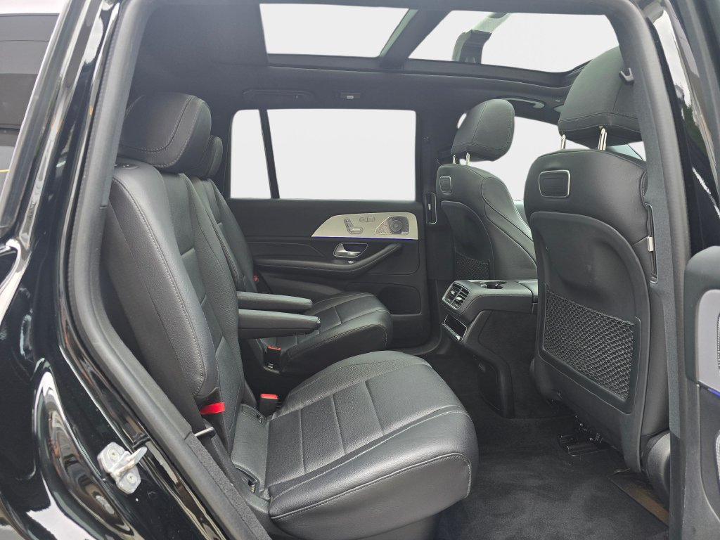 Used 2020 Mercedes-Benz GLS 450 4MATIC image 13