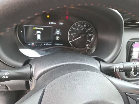 Used 2024 Nissan Kicks SR w/ SR Premium Package image 19