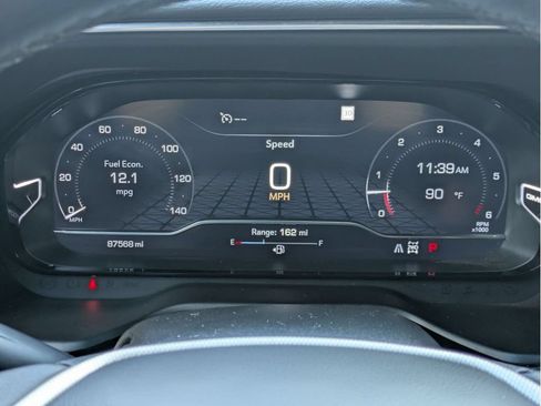 Used 2022 GMC Yukon XL Denali AWD/4WD image 13