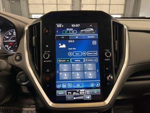 Used 2024 Subaru Crosstrek 2.0i Premium image 20