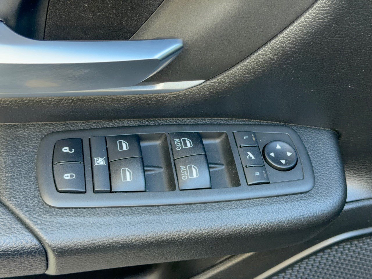 Used 2021 RAM 1500 Big Horn RWD image 15