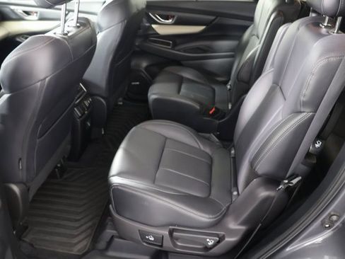 Used 2022 Subaru Ascent Limited w/ Technology Package image 21