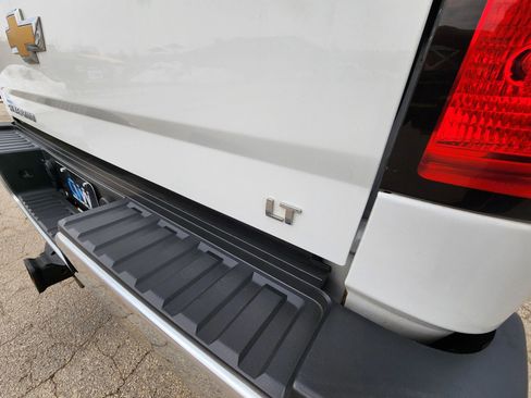 Used 2019 Chevrolet Silverado 2500 LT AWD/4WD image 40