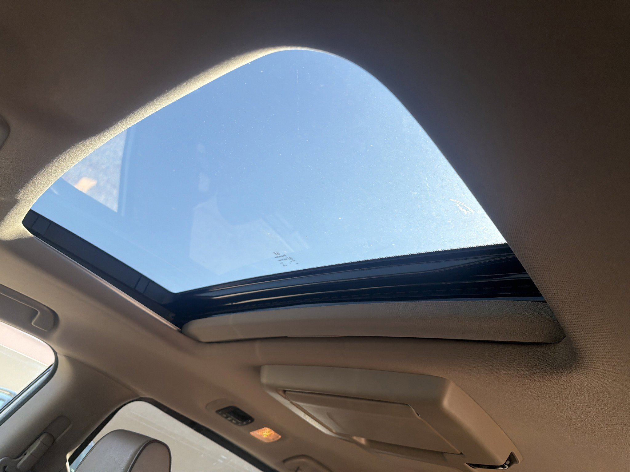 Used 2022 Honda Odyssey Elite image 16