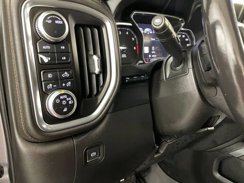 Certified 2022 GMC Sierra 1500 AT4 w/ AT4 Premium Package AWD/4WD image 29