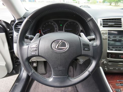 Used 2007 Lexus IS 250 image 12
