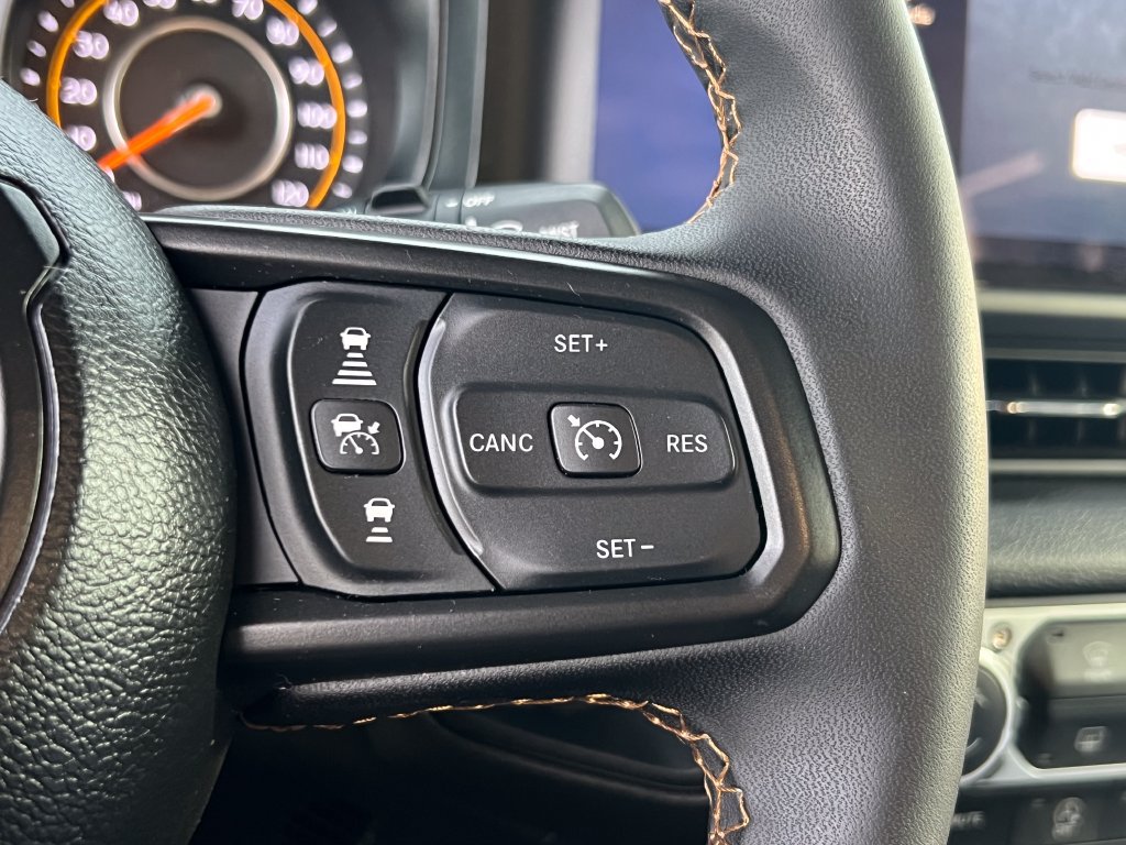Used 2024 Jeep Wrangler Sport AWD/4WD image 24