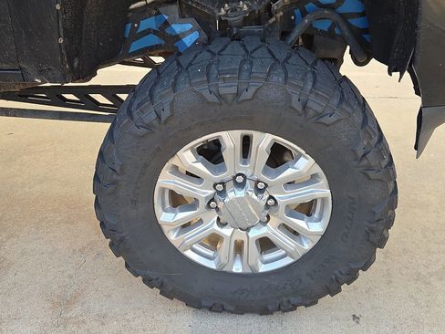 Used 2018 Chevrolet Silverado 2500 LTZ w/ Duramax Plus Package image 5