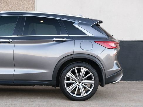 Used 2022 INFINITI QX50 Sensory image 8