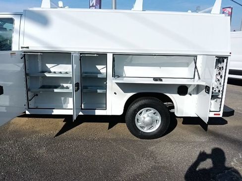 New 2026 Ford E-350 and Econoline 350 Super Duty w/ Power Equipment Group RWD image 26