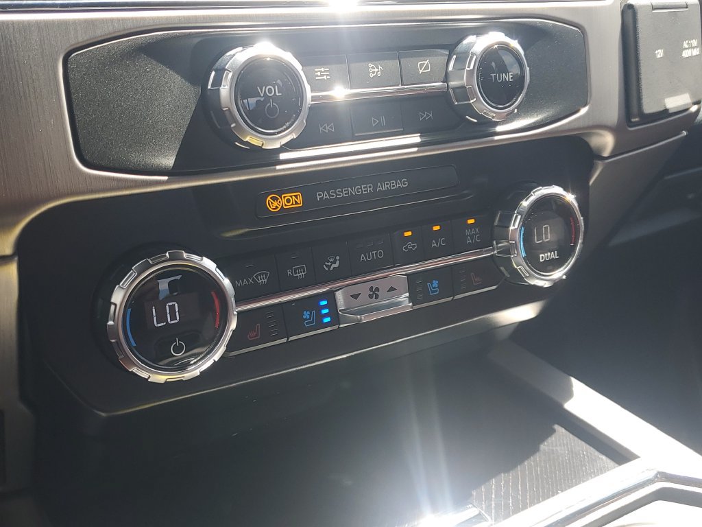 Used 2022 Ford F350 Platinum AWD/4WD image 46