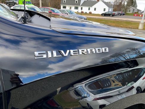 Used 2019 Chevrolet Silverado 1500 RST w/ All-Star Edition image 9