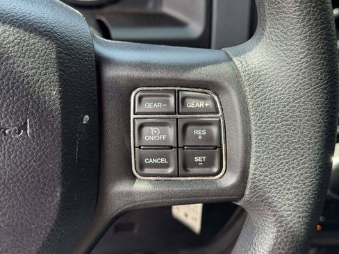Used 2018 RAM 1500 Express w/ Express Value Package AWD/4WD image 18