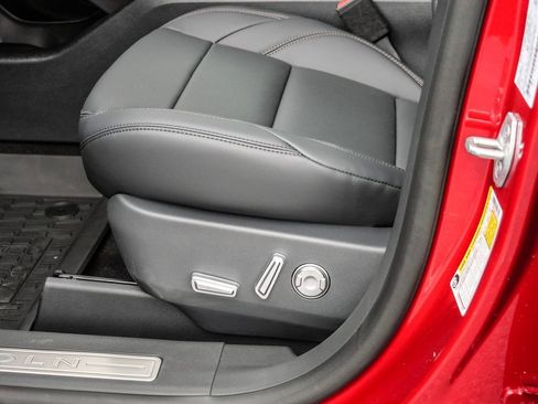 New 2026 Lincoln Nautilus Premier w/ Equipment Group 102A image 32