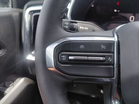Used 2024 GMC Canyon Elevation w/ Convenience Package RWD image 23