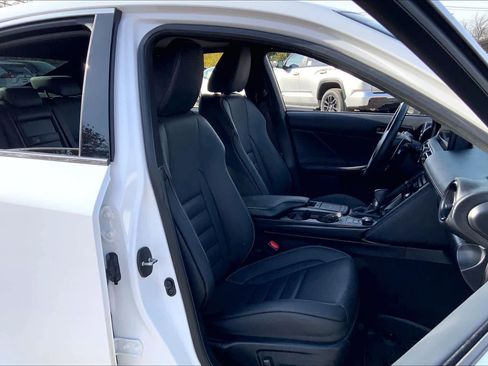 Used 2023 Lexus IS 350 F Sport image 8