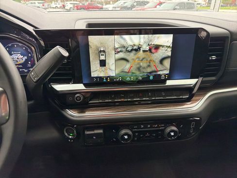 Used 2026 Chevrolet Silverado 2500 LT w/ Trail Boss Package image 12