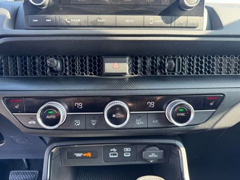 Used 2023 Honda CR-V EX image 17