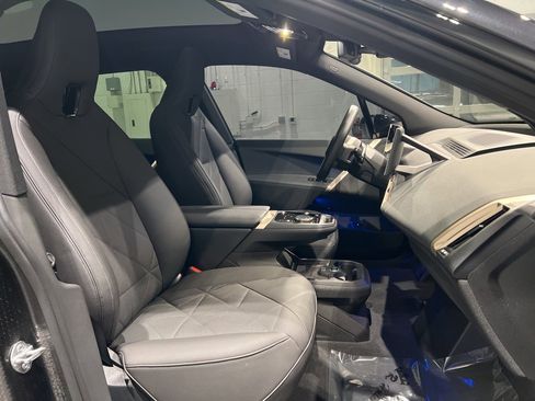 Used 2026 BMW iX xDrive45 w/ Premium Package image 41
